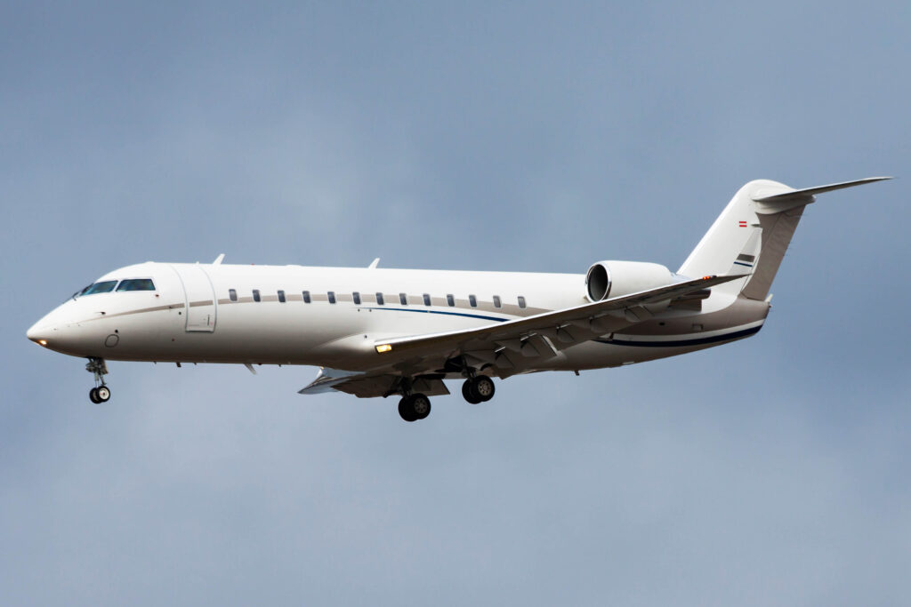 Bombardier Challenger 850 for charter