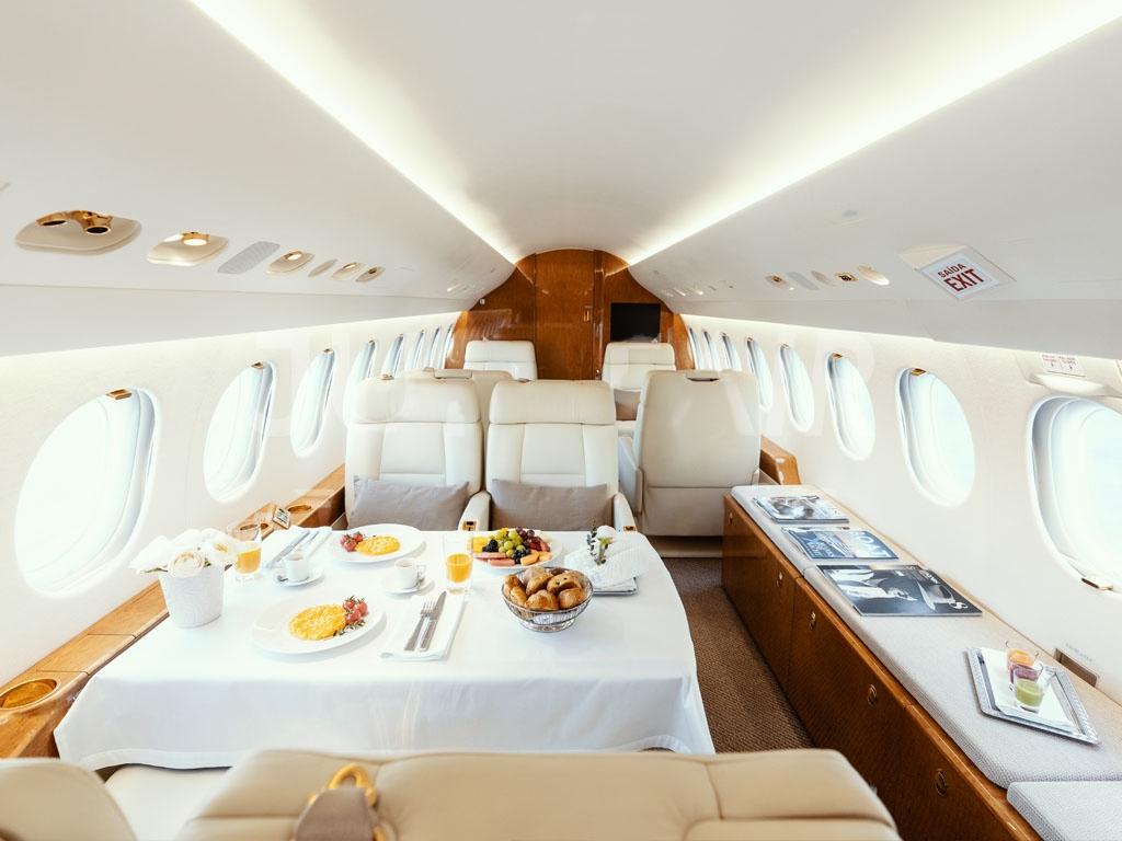 2012 Falcon 7X - The Jet Collection