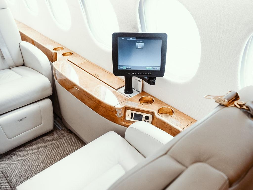 2012 Falcon 7X - The Jet Collection