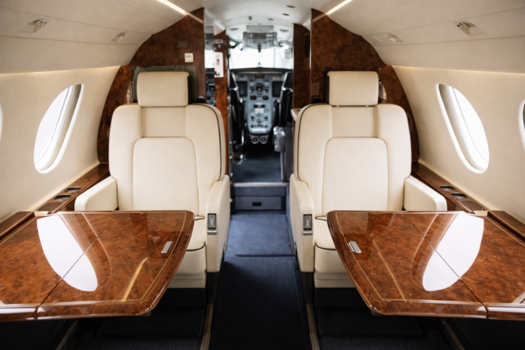 Dassault Falcon 50EX (4)