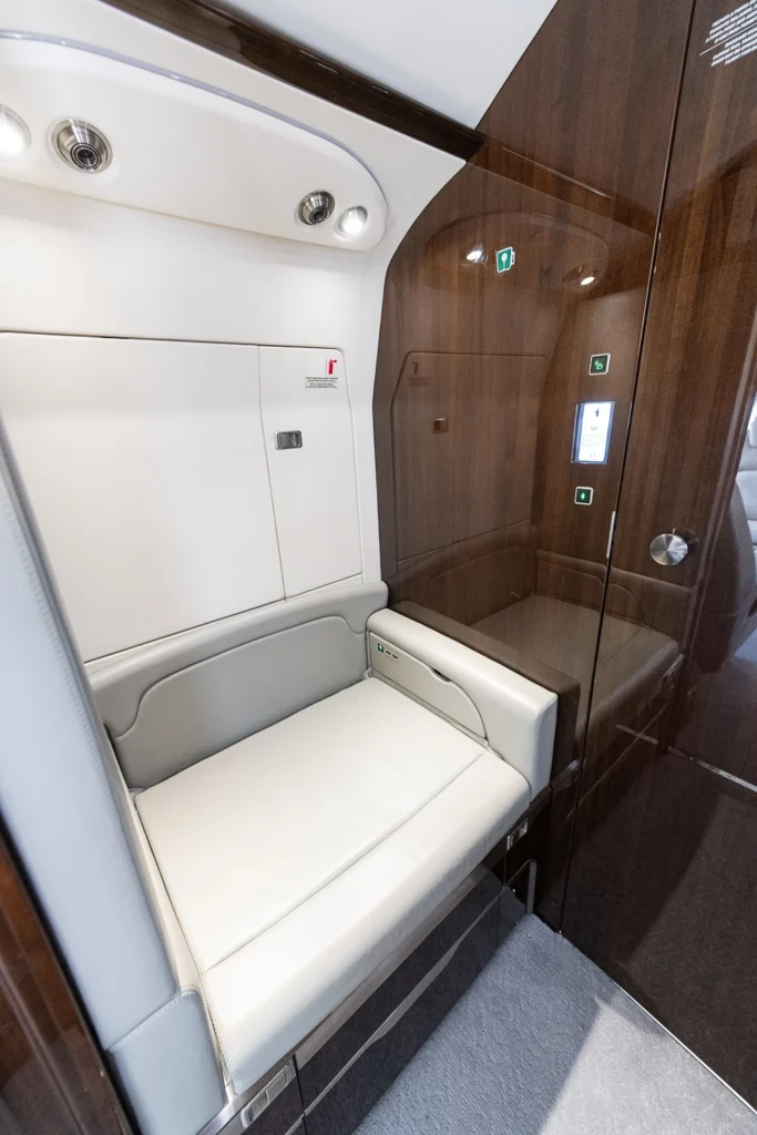 2017 Bombardier Challenger 350 jet for sale