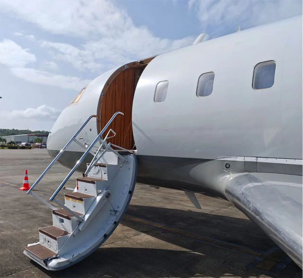 1985 Bombardier Challenger 601-3A jet for sale