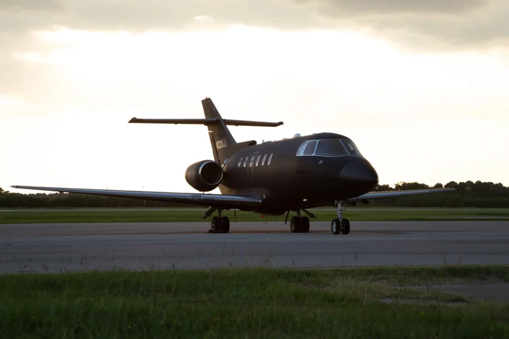 2000 Hawker 800XP private jet for sale